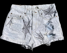Load image into Gallery viewer, WEBBY SHORTS - 30-31"
